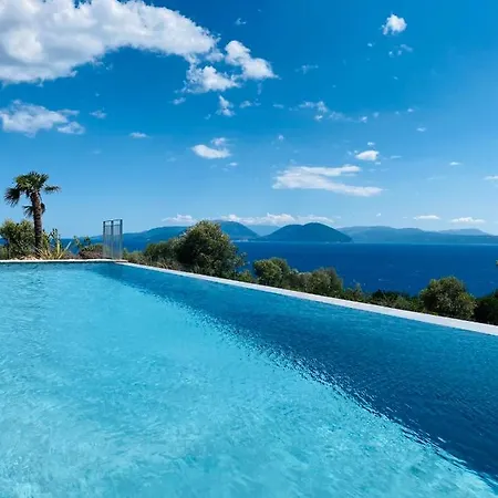 Villa Pinea - Newly Built Modern Few Minutes From The - *