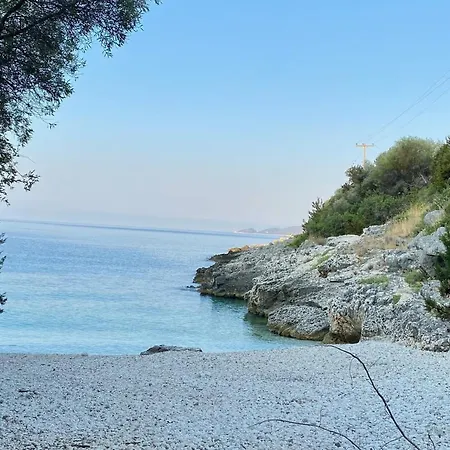 Pinea - Newly Built Modern Few Minutes From The - Evgiros