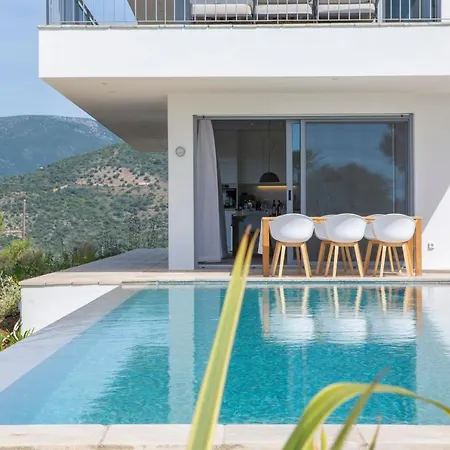 Pinea - Newly Built Modern Few Minutes From The - Evgiros