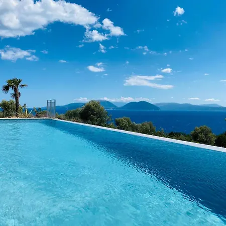 Pinea - Newly Built Modern Few Minutes From The - Villa *