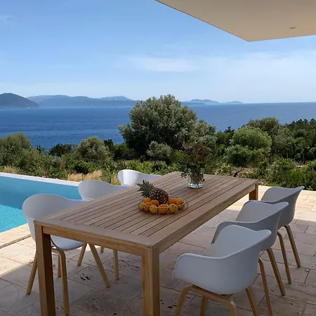 Pinea - Newly Built Modern Few Minutes From The - Evgiros