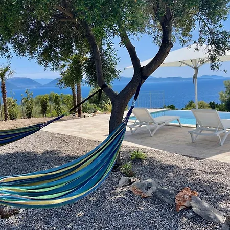 Pinea - Newly Built Modern Few Minutes From The - Villa *