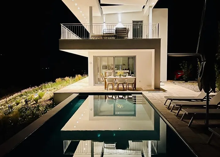 别墅 Pinea - Newly Built Modern Few Minutes From The - *