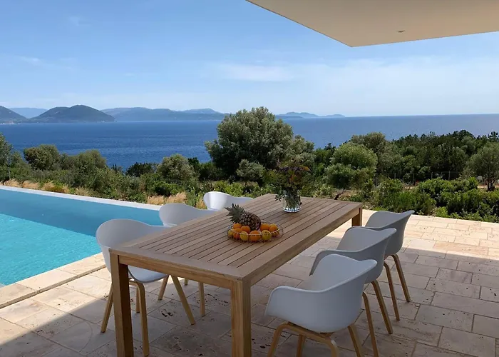 Pinea - Newly Built Modern Few Minutes From The - Evgiros