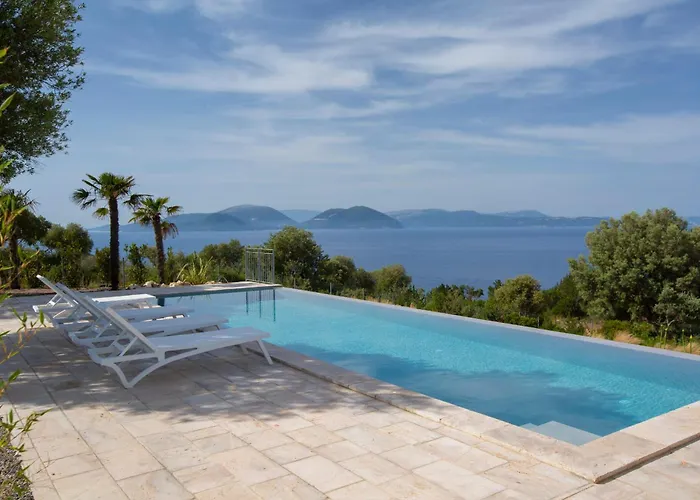 Pinea - Newly Built Modern Few Minutes From The - *